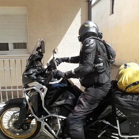 Mona Lägenhetshotell Mostar