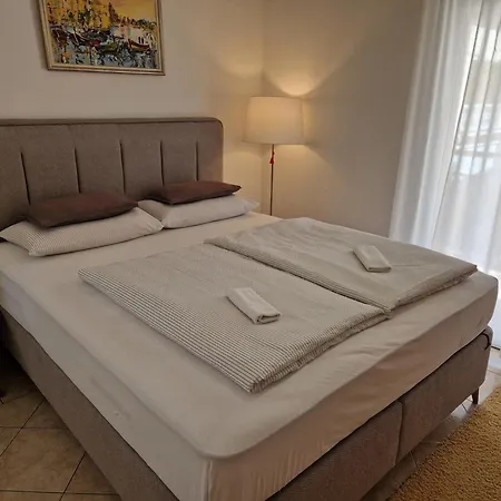 Mona 3* Mostar